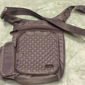 Stylish Gray Quilted Bag